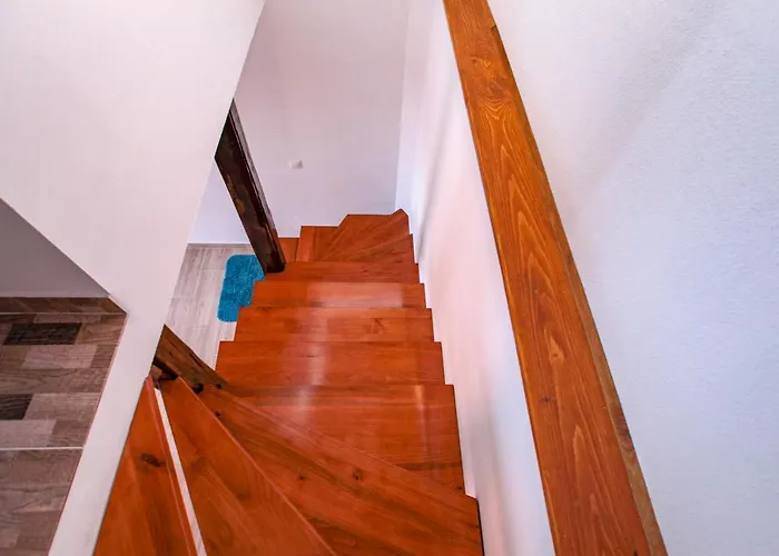 Ferienhaus Robinson Jela